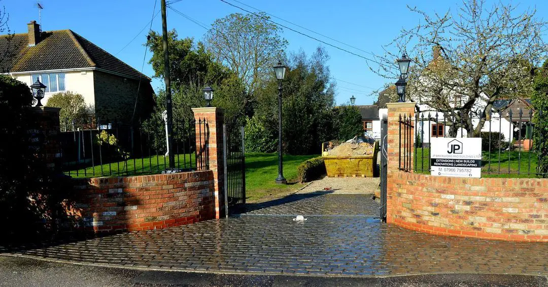 Chelmsford Gated Entrance