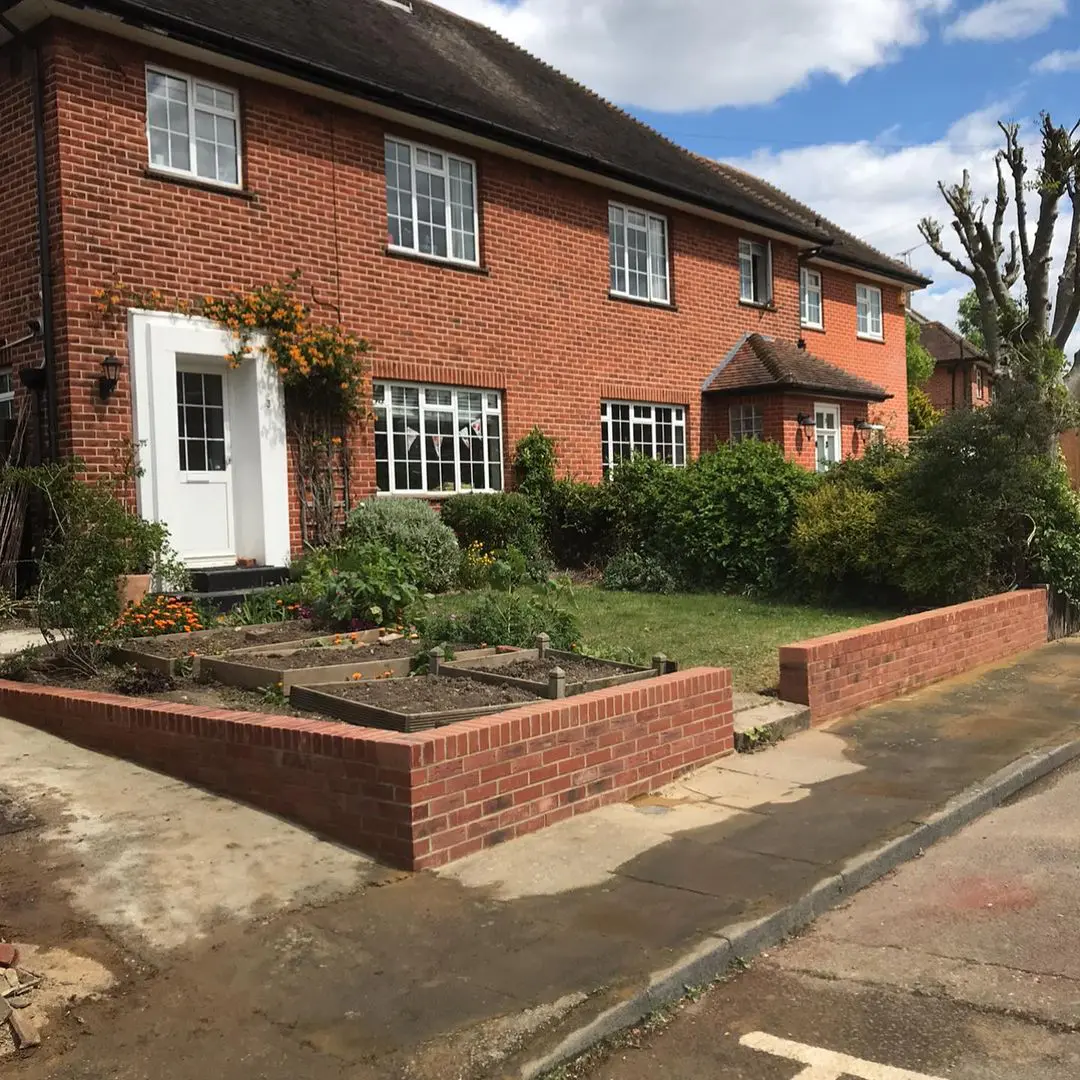 Chelmsford Garden Wall