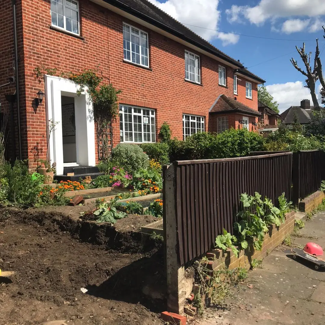 Chelmsford Garden Wall - photo 5