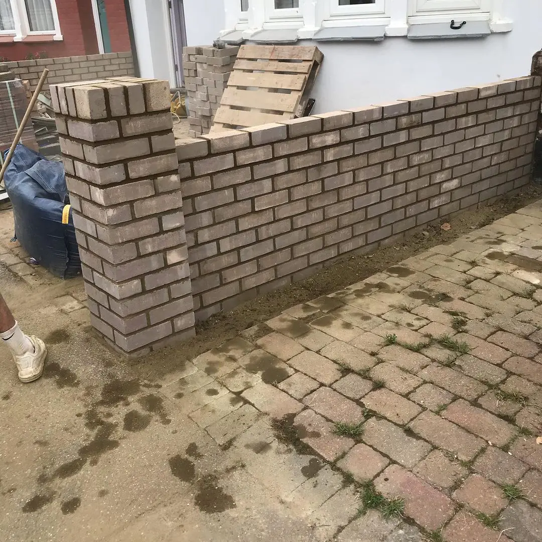 Leig-On-Sea Garden Walls - photo 4