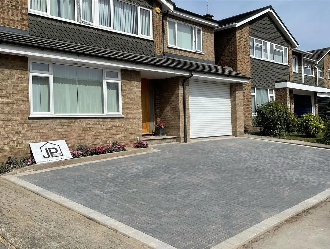 Danbury Driveway - photo 4